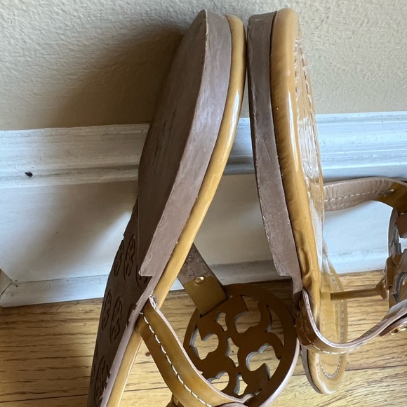 Tory Burch Miller Sandals EUC - Picture 12 of 16